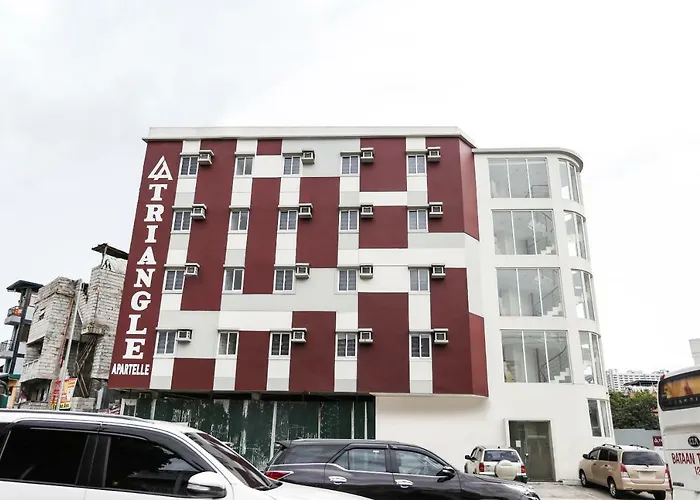 Hotel Oyo 393 Triangle Apartelle Manila