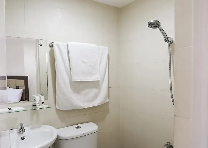Oyo 393 Triangle Apartelle 2* Manila